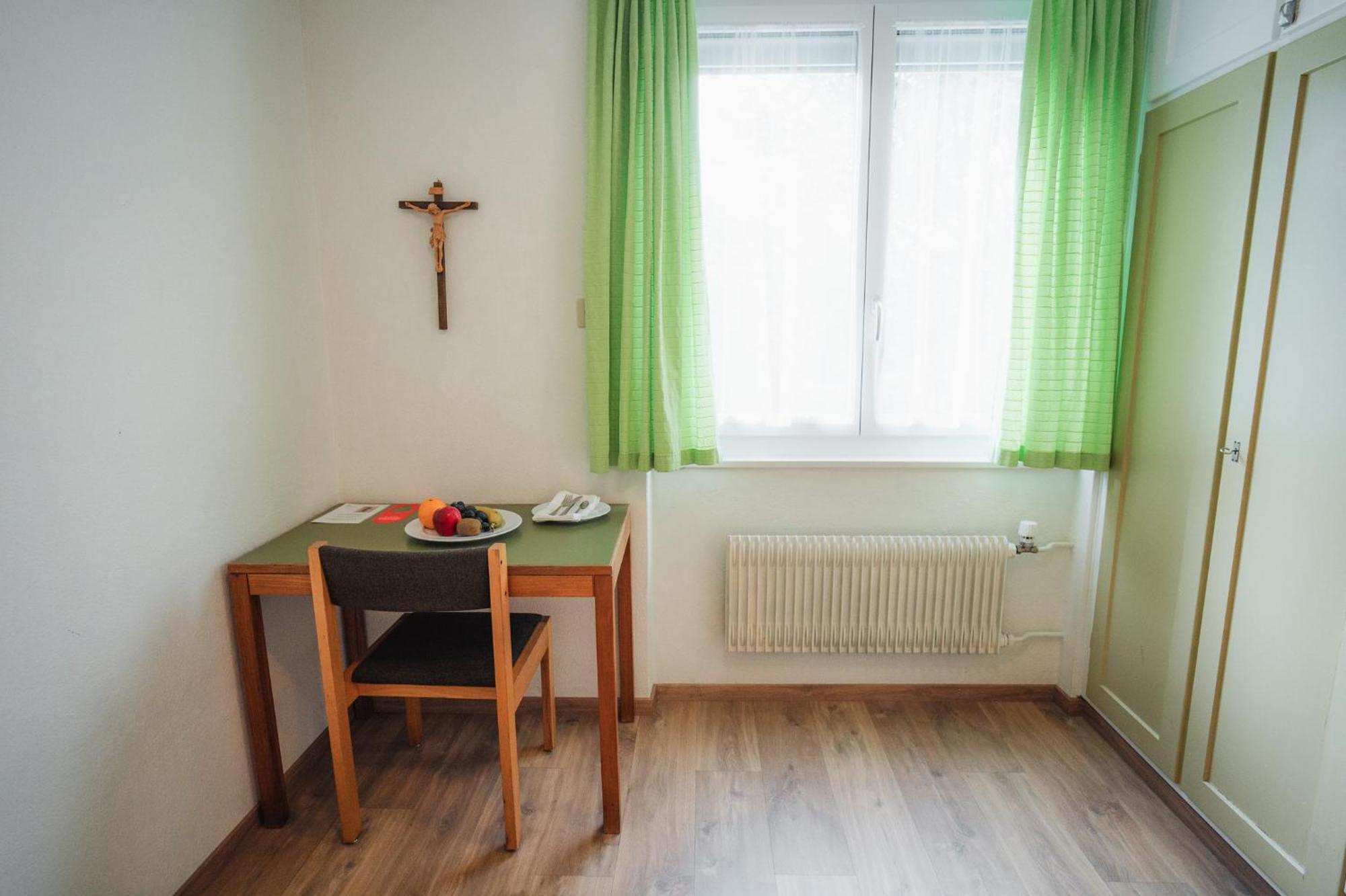 B&B Haus Schoenstatt Contactless- Check-In Бриг Екстер'єр фото